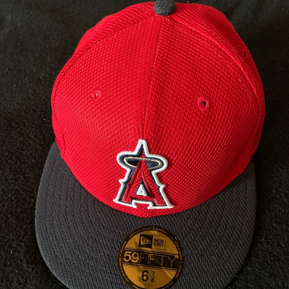 Los Angeles Angels New Era 59Fifty hat size 6 7/8
